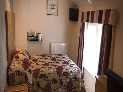Mariners Hotel ハバーフォードウェスト エクステリア 写真